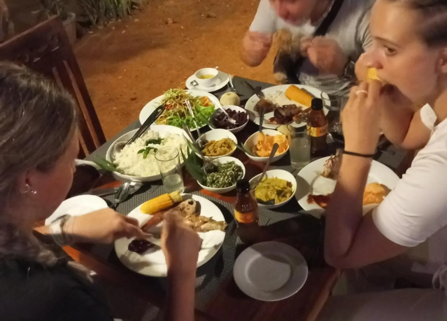 Sigiri Hunter Homestay & Hostel & Guide Room Sigiriya
